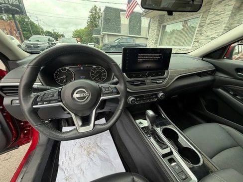 Used 2023 Nissan Altima 2.5 SL AWD/4WD image 18