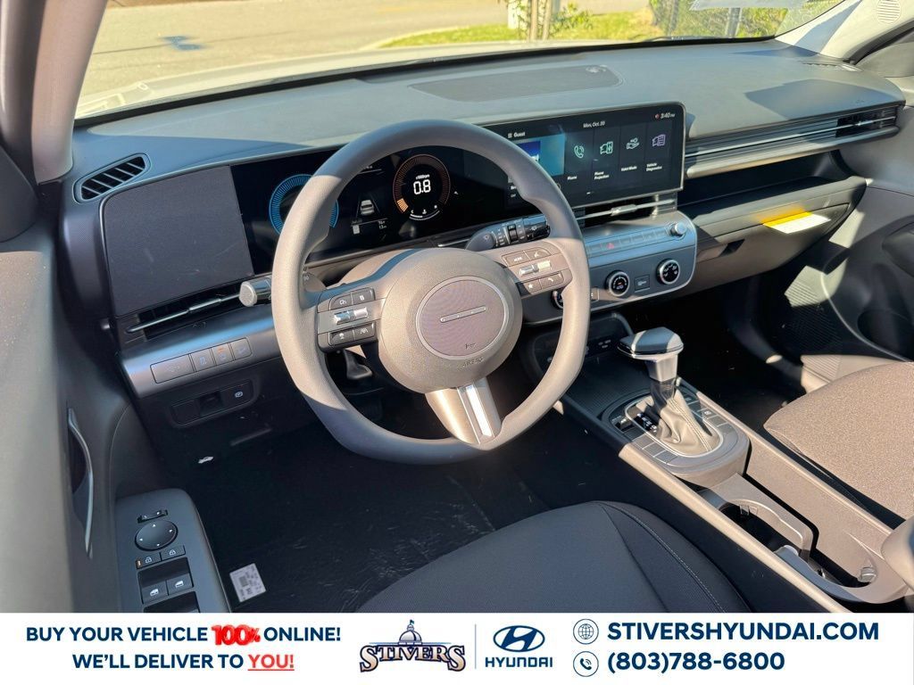 Used 2026 Hyundai Kona SE FWD image 2