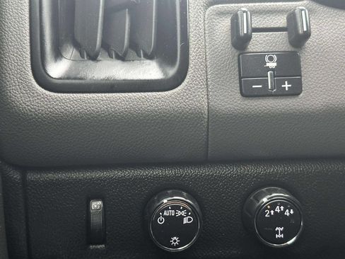 Used 2017 Chevrolet Colorado W/T w/ WT Convenience Package image 31