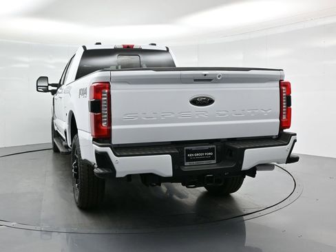 New 2025 Ford F250 Lariat w/ Lariat Ultimate Package AWD/4WD image 28