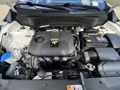 Used 2024 Kia Seltos EX FWD image 38