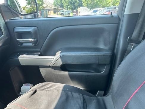 Used 2018 Chevrolet Silverado 1500 LT AWD/4WD image 25