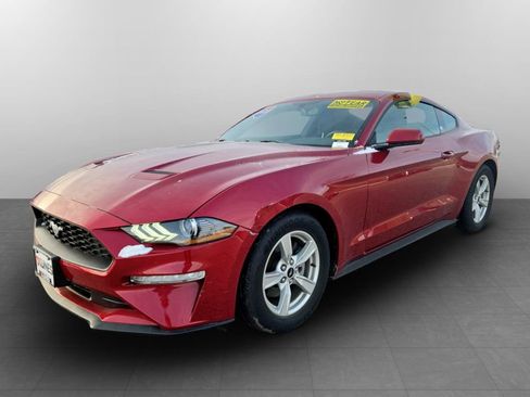 Used 2020 Ford Mustang Coupe image 12
