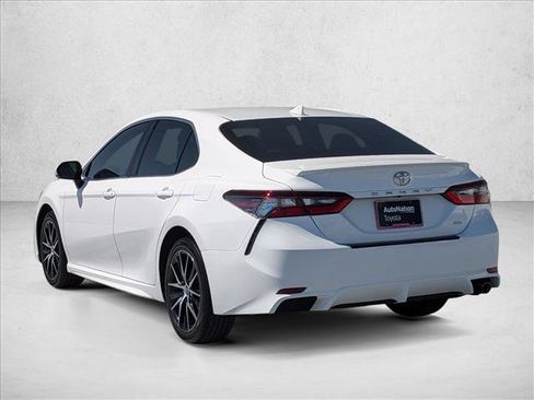 Certified 2024 Toyota Camry SE FWD image 8