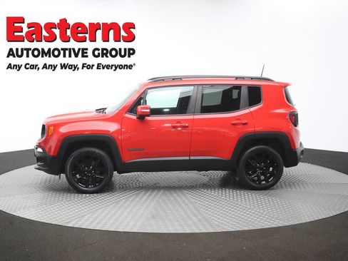 Used 2018 Jeep Renegade Altitude AWD/4WD image 60
