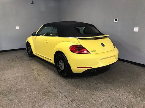Used 2016 Volkswagen Beetle 1.8T S image 5