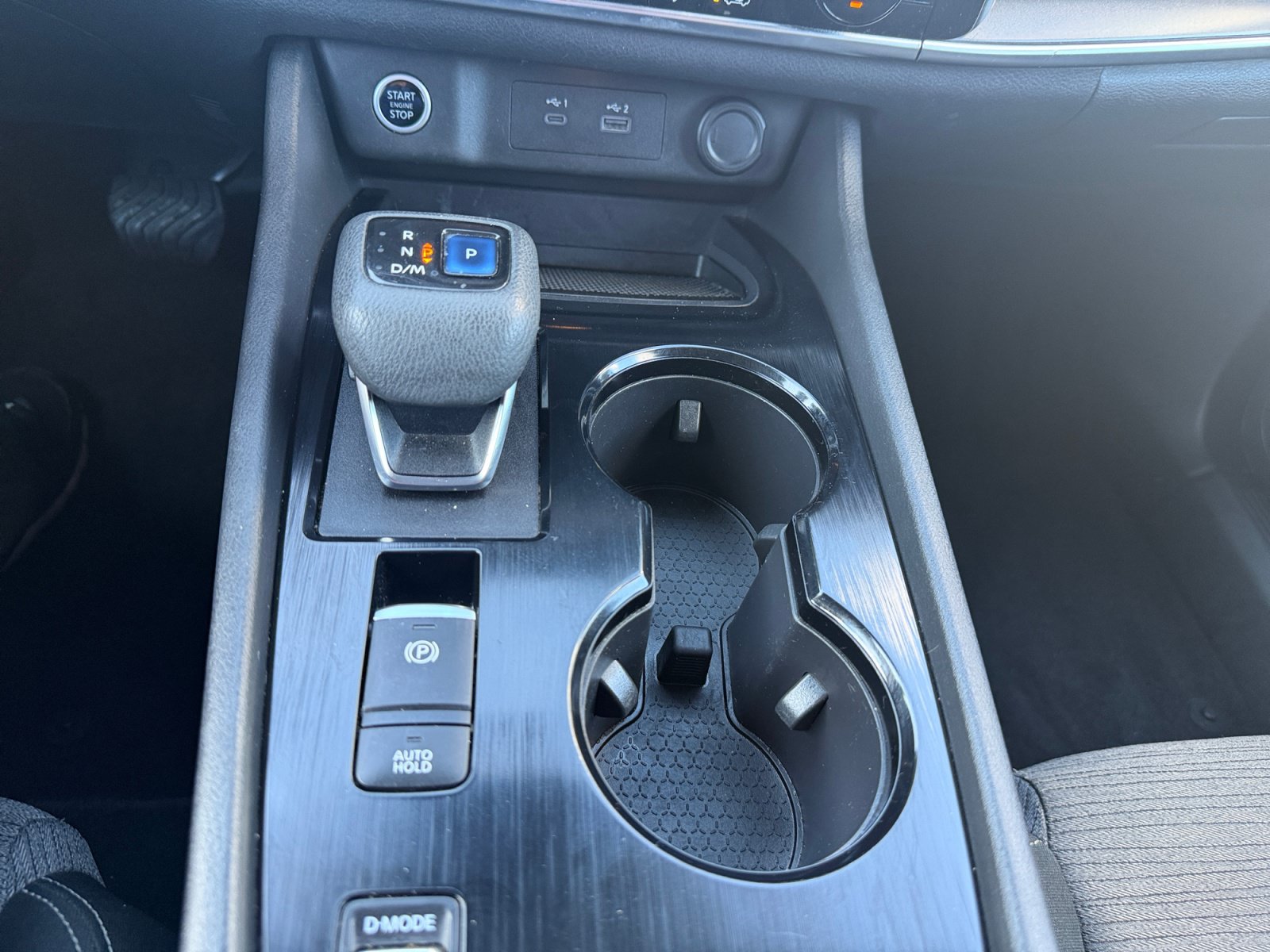 Used 2022 Nissan Rogue SV FWD image 25