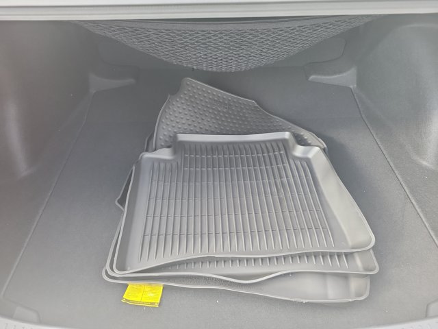 Used 2026 Toyota Corolla LE FWD image 11