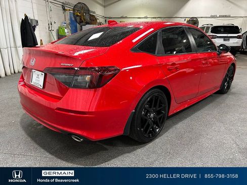 Used 2025 Honda Civic Sport image 8