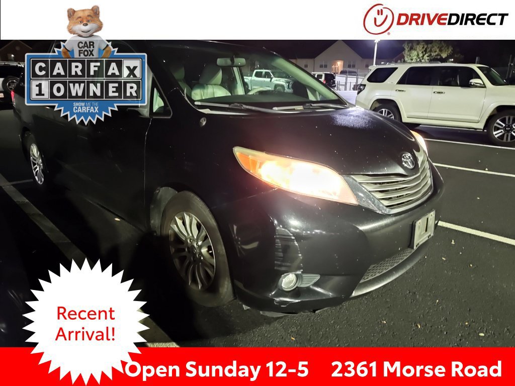Used 2013 Toyota Sienna XLE FWD image 1