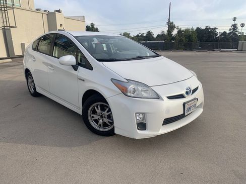 Used 2010 Toyota Prius Two FWD image 7