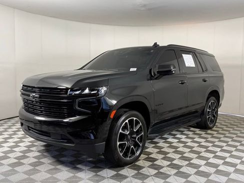 Used 2024 Chevrolet Tahoe RST w/ Luxury Package image 2