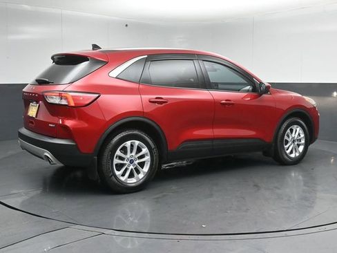 Certified 2020 Ford Escape SE AWD/4WD image 4