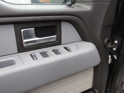 Used 2012 Ford F150 XLT w/ XTR Pkg image 11