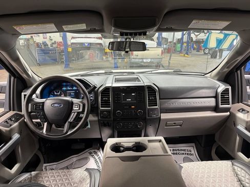 Used 2017 Ford F350 XLT w/ XLT Value Package AWD/4WD image 15
