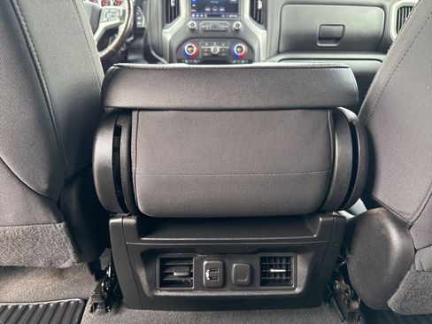 Used 2022 Chevrolet Silverado 2500 LT w/ Convenience Package image 12