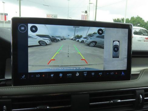 Used 2024 Lincoln Corsair FWD w/ Equipment Group 101A image 30