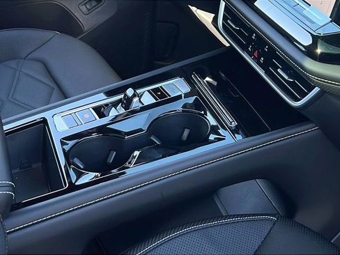 New 2026 Volkswagen Atlas Cross Sport SE image 10