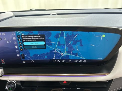 Used 2025 Buick Envision Avenir AWD/4WD image 16