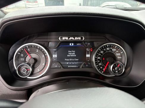 Used 2024 RAM 2500 Big Horn w/ Tech Package AWD/4WD image 19