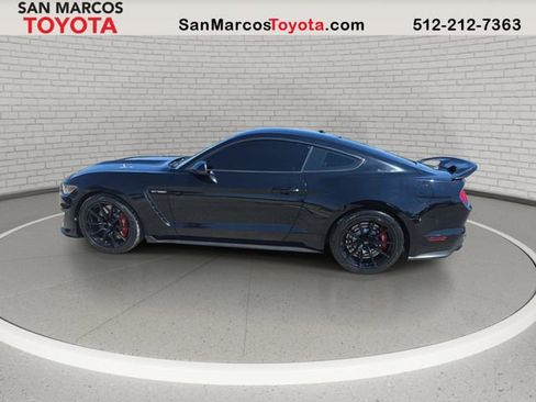 Used 2016 Ford Mustang Shelby GT350 w/ Technology Package image 8