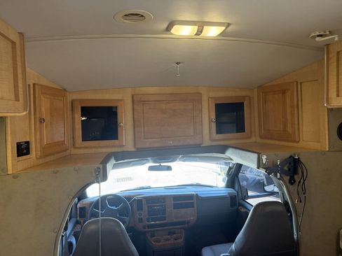 Used 2004 Chevrolet Express 3500 w/ RV Package. Upfitter Option RWD image 49