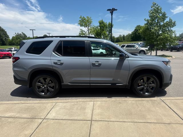 New 2026 Honda Pilot Sport image 5