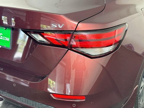 Used 2022 Nissan Sentra SV FWD image 34