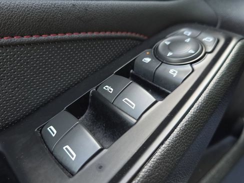 Used 2023 Chevrolet Traverse RS w/ LPO, Floor Liner Package AWD/4WD image 31