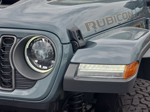 Used 2025 Jeep Wrangler Unlimited Rubicon 392 AWD/4WD image 28