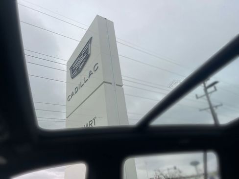 Certified 2024 Cadillac Escalade ESV Sport w/ LPO, ONYX Package image 36