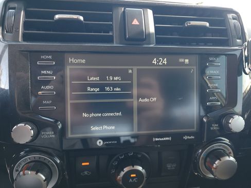 Used 2022 Toyota 4Runner TRD Off-Road AWD/4WD image 20