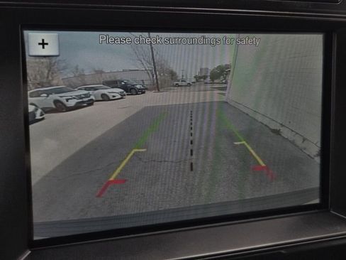 Used 2018 Ford Expedition Limited w/ Equipment Group 301A image 24