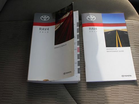 Used 2010 Toyota RAV4 AWD image 33