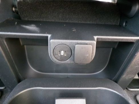 Used 2024 Ford F250 XLT AWD/4WD image 15