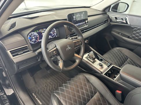 Used 2023 Mitsubishi Outlander SEL FWD image 21