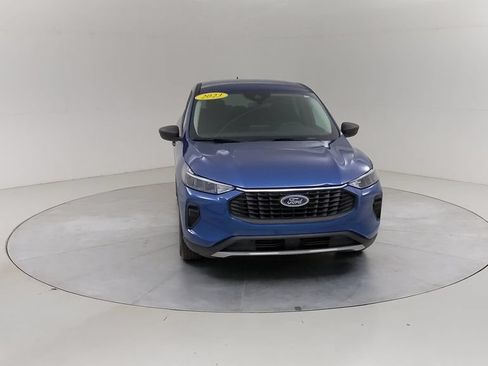 Certified 2023 Ford Escape Active FWD image 9