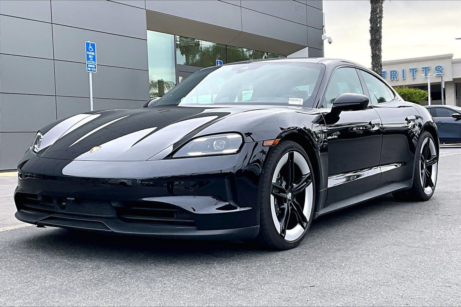 Used 2025 Porsche Taycan w/ Premium Package RWD image 1