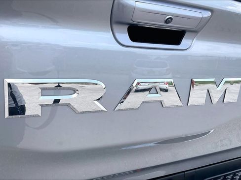 Used 2025 RAM 1500 Laramie AWD/4WD image 29