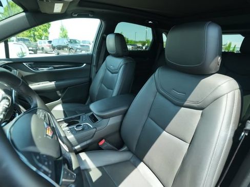 Used 2020 Cadillac XT5 Premium Luxury AWD/4WD image 42