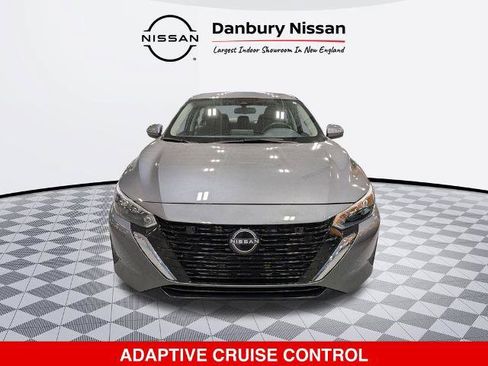 Certified 2024 Nissan Sentra SV FWD image 10