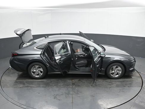New 2026 Hyundai Sonata SE FWD image 32