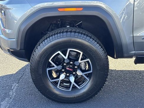 Used 2024 GMC Canyon AT4X image 22