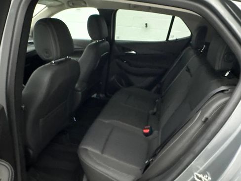 Used 2024 Buick Encore GX Preferred w/ Comfort Package AWD/4WD image 34