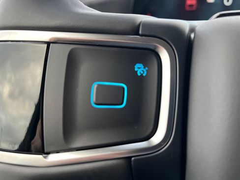 New 2025 Ford Expedition Active image 15