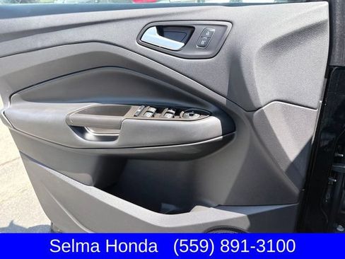 Used 2017 Ford Escape SE FWD image 11