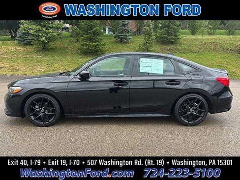 Used 2023 Honda Civic Sport image 1