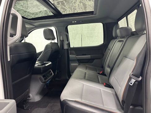 Used 2025 Ford F150 Lariat w/ Equipment Group 501A Mid image 46