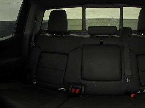 Used 2022 Chevrolet Silverado 1500 LTZ w/ LTZ Premium Package RWD image 10