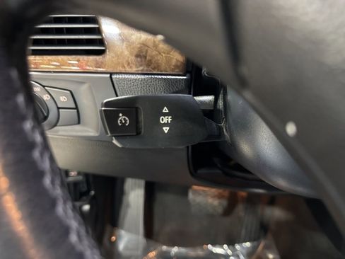 Used 2009 BMW 328i xDrive Sedan image 15